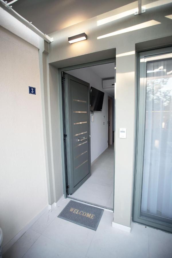 8 Boutique Suites Неа-Потидеа Номер фото