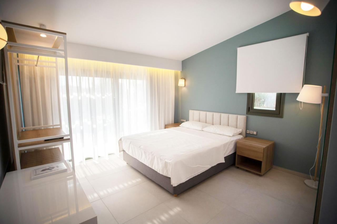 8 Boutique Suites Неа-Потидеа Экстерьер фото
