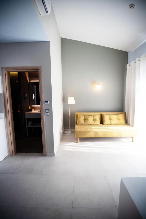 8 Boutique Suites Неа-Потидеа Экстерьер фото