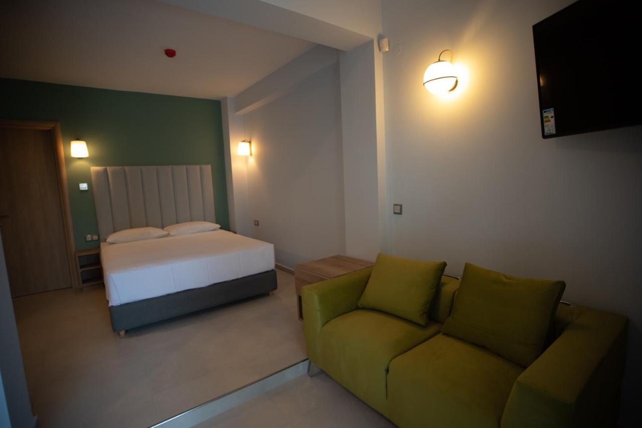 8 Boutique Suites Неа-Потидеа Экстерьер фото